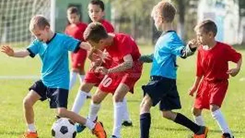 商丘福彩冬日暖行：爱心团队探访儿童福利院